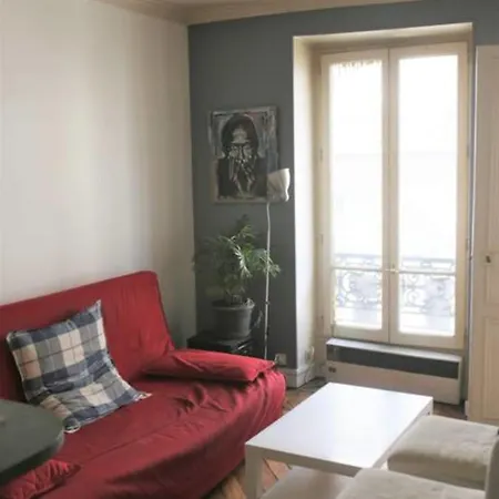 Apartment Charming Batignolles Near Montmartre