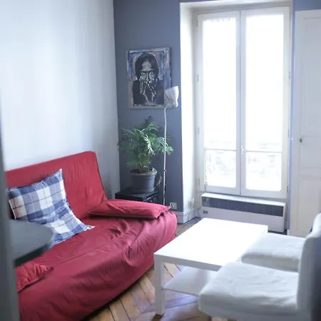 Апартаменты Charming Batignolles Near Montmartre